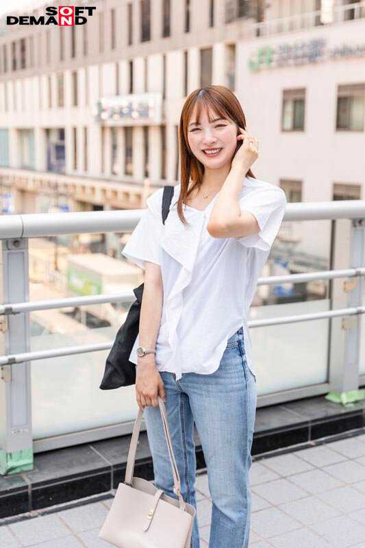 本物人妻13名の緊張と背徳感溢れる初セックスを合計13SEX収録 総集編2枚組10時間