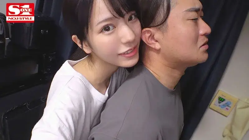 Behind her innocent appearance, she's a compulsive nymphomaniac!? On our first date, she reveals her true lustful nature, making me erect anywhere and aggressively riding me!! Asano Kokoro[Origin]