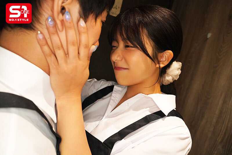 I want to be seduced by Kawagoe Niko with French kisses! My penis can't resist the temptation from my flirtatious junior who keeps inviting me to kiss regardless of whether I have a girlfriend or am at work!