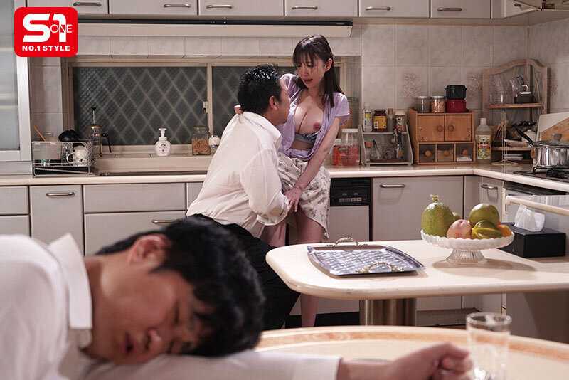 Too Beautiful Salon Staff Wife Sayaka Nito An Aesthetician Who Hasnt Had Relations in a While Gets Pleasured Multiple Times by a Male Complainant Customers Impressive Member