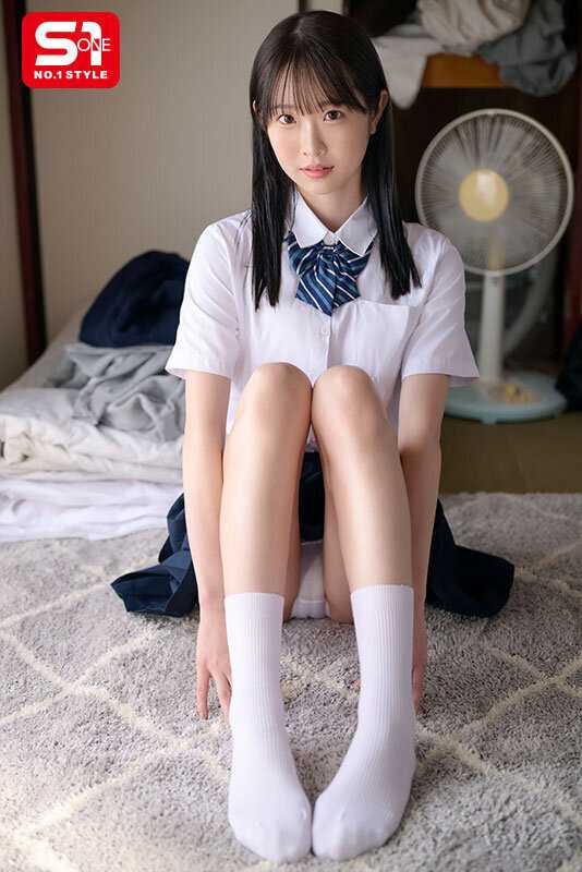 As a teenager who was left in the care of my uncle, I was being licked and penetrated while feeling disgusted. Shirogami Sakura