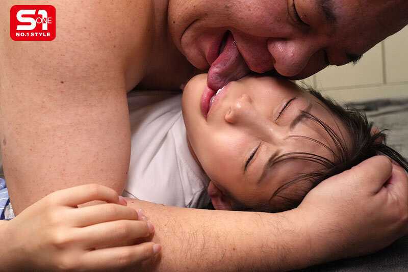 With aphrodisiacs and a large phallus, even an unattractive person can easily seduce and overwhelm a pure girl who has a boyfriend - Rika Natsuzora