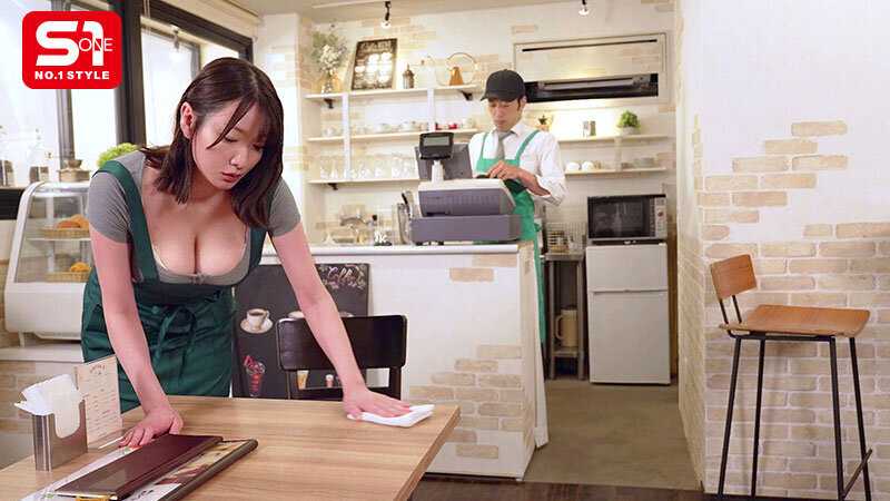 仕事に一生懸命でおっぱい無防備！たわわな女子が勤務中に着衣Kカップ無自覚誘惑 鷲尾めい