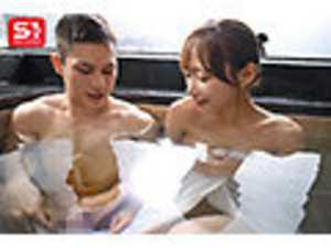 ボッキさせちゃってごめんね？従姉との混浴で僕のチ●ポはギンギンに！アリス姉ちゃんは責任感と優しさでコッソリ抜いてくれた。 花アリス