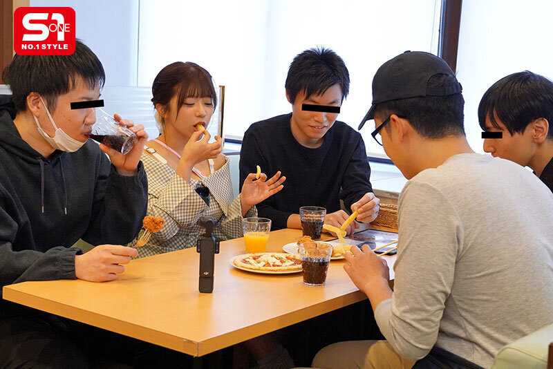 オタク好きの‘川越にこ’がアキバの一般男性達を翻弄誘惑で好きにさせてAV出演交渉、そしてSEX！計10発キュンキュンヌキヌキさせちゃったAV界のあざと女王、逆ナンパ7日間ドキュメント