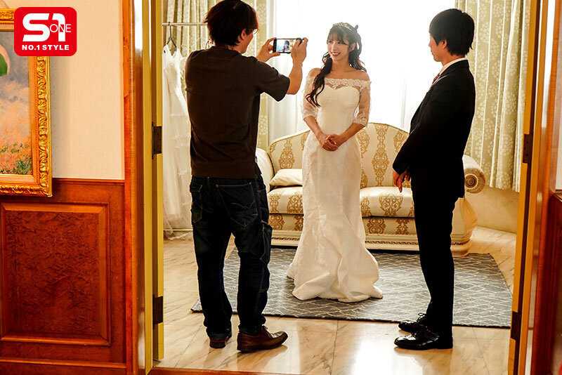 結婚式間近の花嫁、新郎との愛あるSEXよりも男性ウェディングプランナーから無理やり犯●れるほうがま●こビチャ濡れでイキまくる。 七ツ森りり