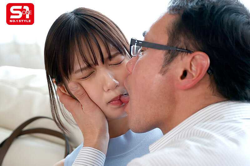 教え子と関係を持った年下好き家庭教師は…父親にバレて舐め犯●れる。でも…中年おやじのねっとり愛撫がまさかの一番気持ちいいの！ 兒玉七海