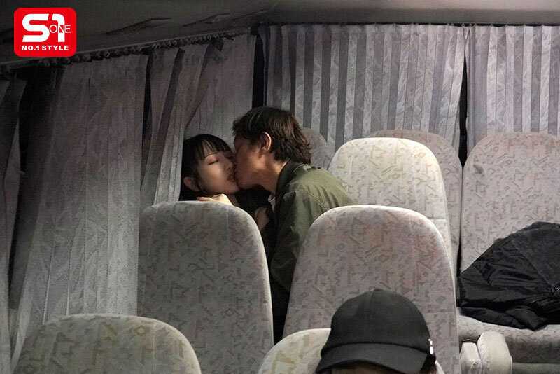 ロケバス車内で痴●されて…大御所タレントの不同意指マンに声を殺してイキ続けた地上波で絶対に売れたい元アイドル 石田佳蓮