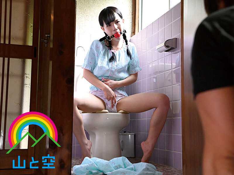 汚じさんに飼われるくらいが良い頃合い ララ139cm 工藤ララ