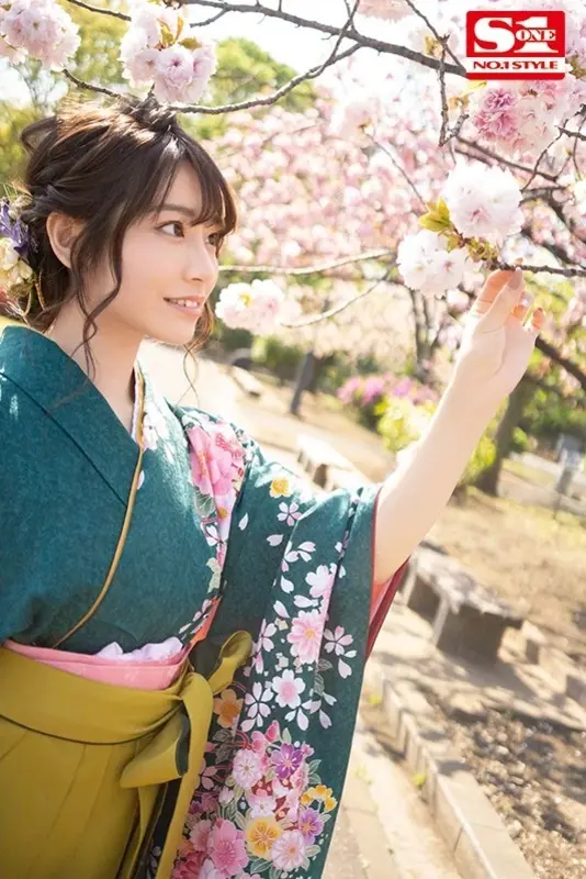 Kawai Ichika Re:start! - A fresh start for the beloved adult video actress as she returns with renewed passion and energy to create more captivating content.[Origin]