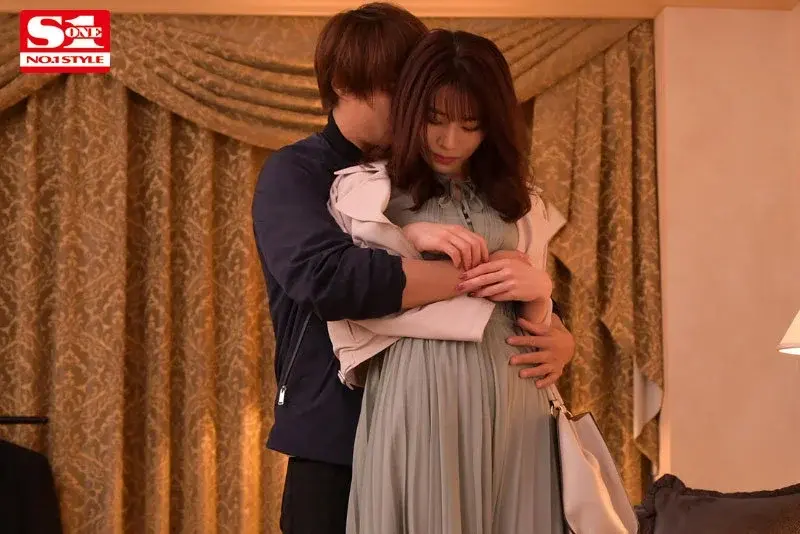 After years apart, finally reuniting with my beloved... During these precious few hours together, I want to make love without wasting a moment on sleep. - Kawakita Saika[Origin]