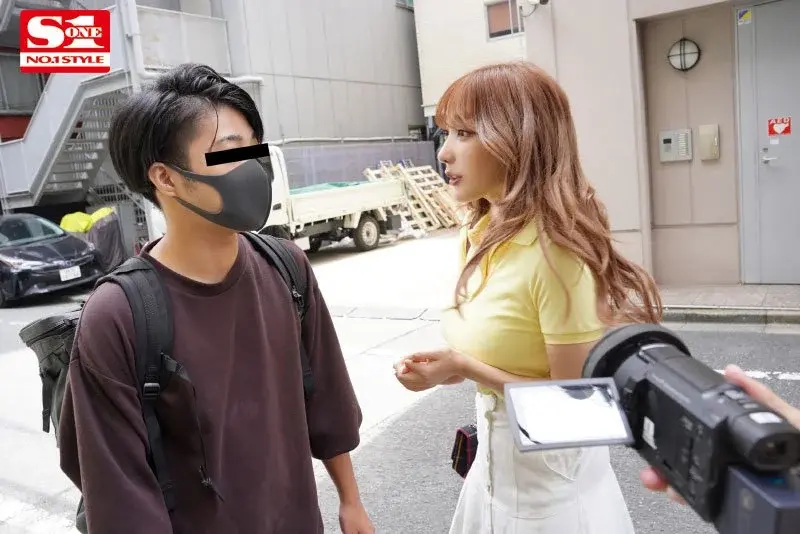 S1 gives Konami Koyoi a bold reverse pick-up challenge! She can't go home until she melts an amateur with her high-class actress seduction techniques![Origin]