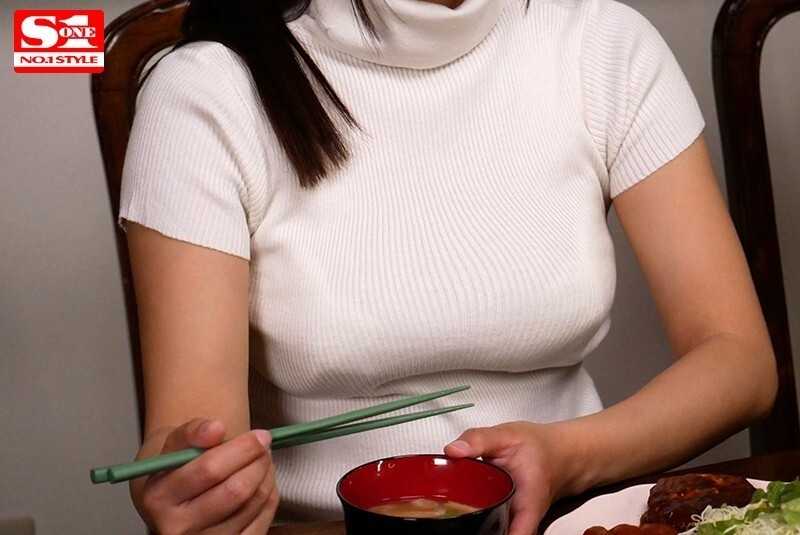 My stepdaughter's alluring breasts keep tempting me every day. Miharu Hasaki[Origin]