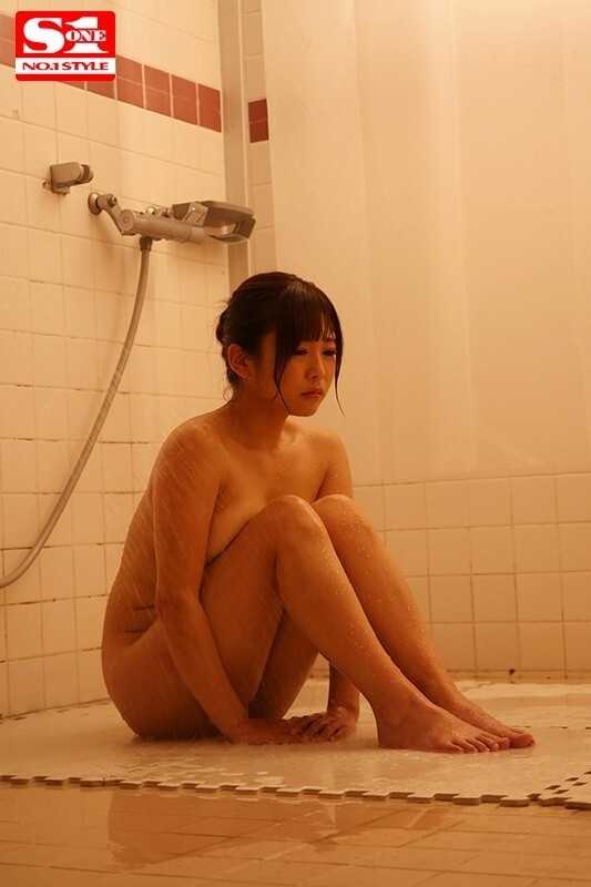 School Swimsuit Stalkers' Target: Uniformed Schoolgirl Miharu Hasaki Exposed and Assaulted by Obsessive Voyeurs