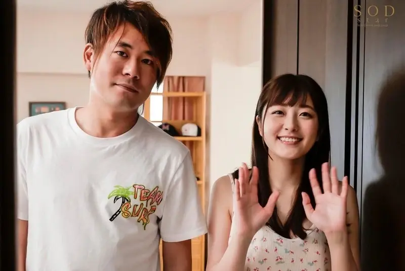 A mischievous coworker at her part-time job who seduces her with a cheerful smile while she's away - Aozora Hikari[Origin]