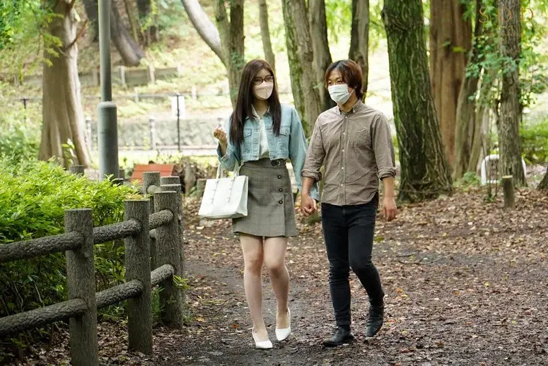 During a sudden downpour, discovered her perfect erotic body for the first time! Could not resist fondling those breasts! Spent until morning in passionate intimacy!! - Kamiki Rei[Origin]