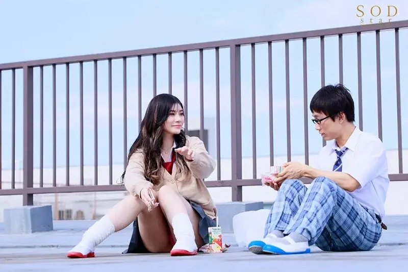 A story about me, a virgin who got seduced by Kamiki Rei - a gal who's surprisingly kind to otakus. From the day she aggressively took my virginity, I've been completely captivated by her sweet yet devilish teasing, losing both my heart and penis to her control.