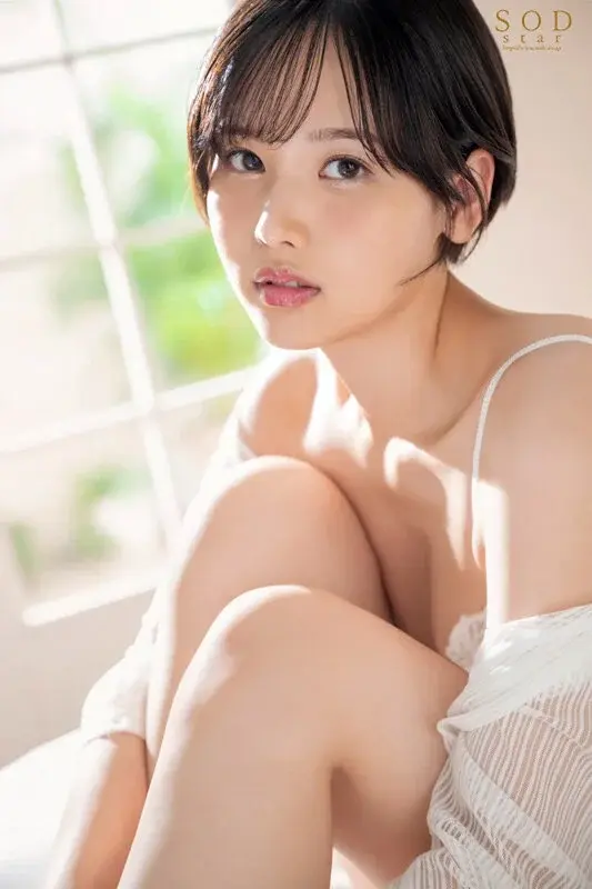 Former SOD Female Employee Debuts as SOD Star! 3 Full Sex Scenes, All Group Play (5+ People) × 17 Massive Creampies - Haru Shibasaki