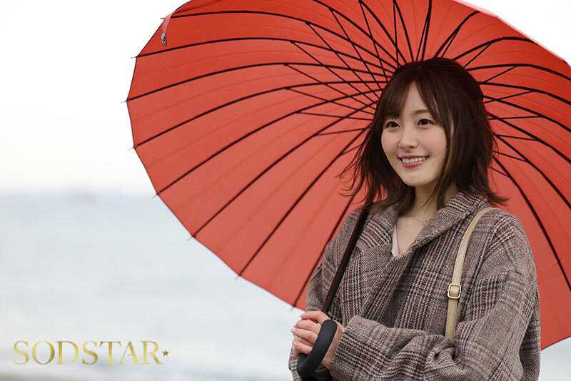 A ordinary mother of one child living in Suginami Ward, Tokyo, who works as a cashier at a supermarket during the day, suddenly became a cheated wife one day. When she impulsively vented her frustrations with another person who was also cheated on, their physical compatibility was so perfect that they couldn't stay apart. Aozora Hikari