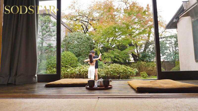 Social dance instructor has an affair with a married middle-aged salaryman student[Origin]