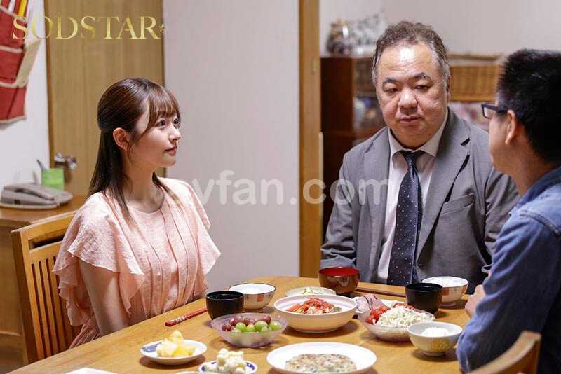 引きこもり訪問支援 ゴミ屋敷に放置された大量のシコティッシュに見かねて内緒でチンカス塗れのチンチンも笑顔で性サポートしてくれる優しいお手伝いさん 青空ひかり