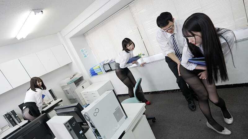 リモバイ羞恥で女上司と発情セックス！ ポンコツ部下もエロ玩具でヤル気全開！マ○コも準備万端！