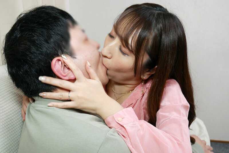 「立ちんぼ妻」 B級熟女 まなみ34歳