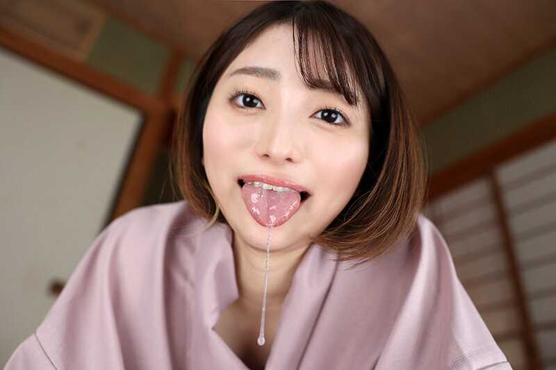 In a remote and dilapidated inn, the story follows the struggles of a young female innkeeper named Aoi Nakashiro. She dedicates herself to providing exceptional hospitality services while managing the traditional establishment.[Origin]