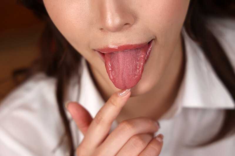 One Night of Intimate VR Cohabitation - Adultery and Creampie Sex with a Married Female Boss Addicted to Oral Pleasure - Kana Morisawa[Origin]