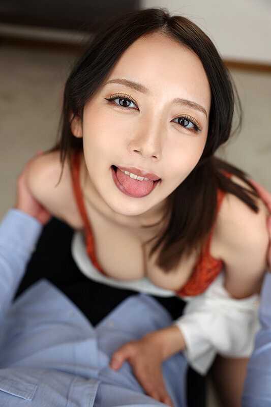 This is 8K VR! Face-focused angle VR! Hypnotic intercourse while staring at the neighbor sister's beautiful face and wet hair - Kanna Misaki[Origin]