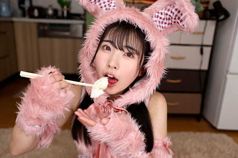 【VR】天井特化アングルVR ～皆月ひかるを1日貸切→抜かずの騎乗位中出し2連発～