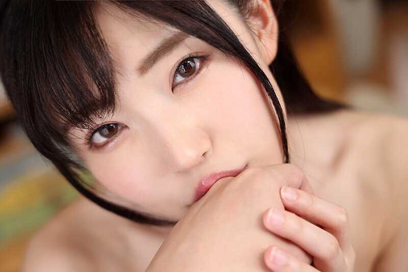 Captivating kisses and sweet intimacy that enchant even in VR... Melting handjob with passionate kisses - Hikaru Minazuki[Origin]