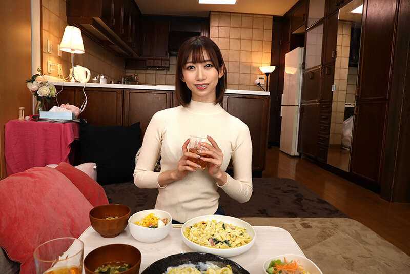 Despite Sharing a Room with Me, My Sexually Obsessed Senior Started Masturbating - Intimate Encounter with Sumire Kurokawa[Origin]