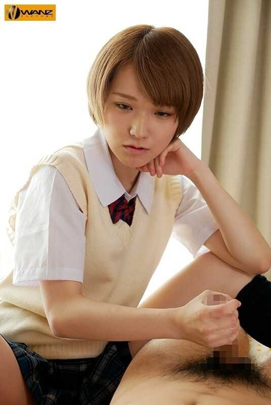 The Queen's Sadistic Sister: A Horny Slut Who Handles Sexual Desires in a Family Full of Masochistic Men - Sora Shiina[Origin]